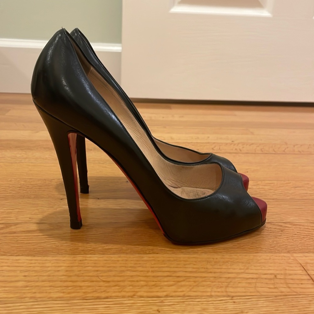 Louboutin classic black peep toe heels, size 39.5